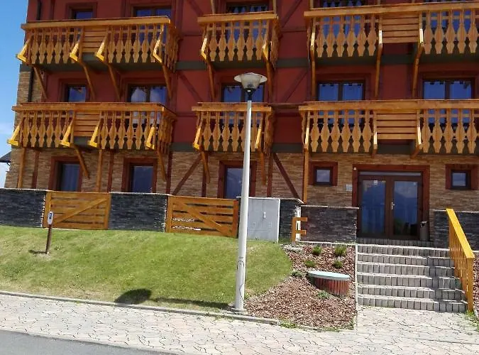 Fiona شقة فيلكا لومنيكا