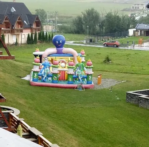 Fiona فيلكا لومنيكا